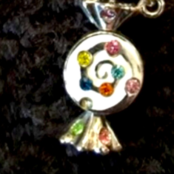 Vintage White Enamel Candy Stone Necklace - Picture 6 of 7